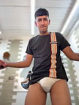 neithan sleitherx online show from February 26, 6:41 pm