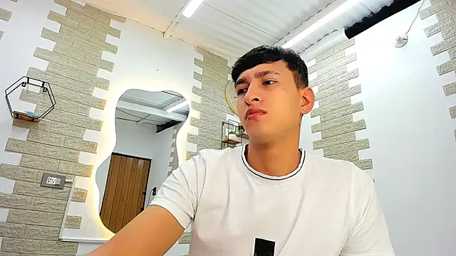 neithan sleitherx online show from February 14, 12:49 pm