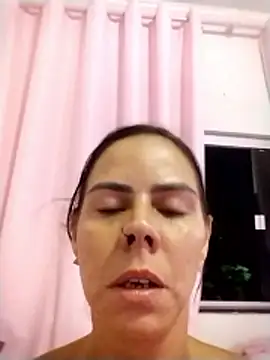 mellzinhacasada online show from February 16, 4:33 am