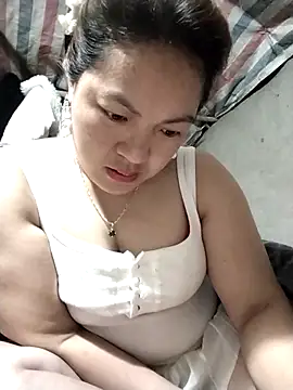 Lucky cutee online show from February 24, 12:33 am