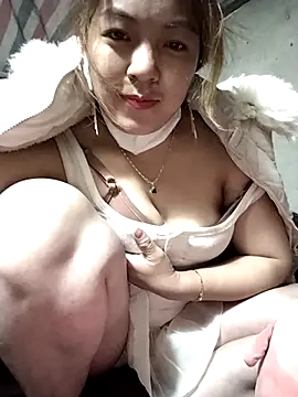 Lucky cutee online show from January 10, 11:27 am