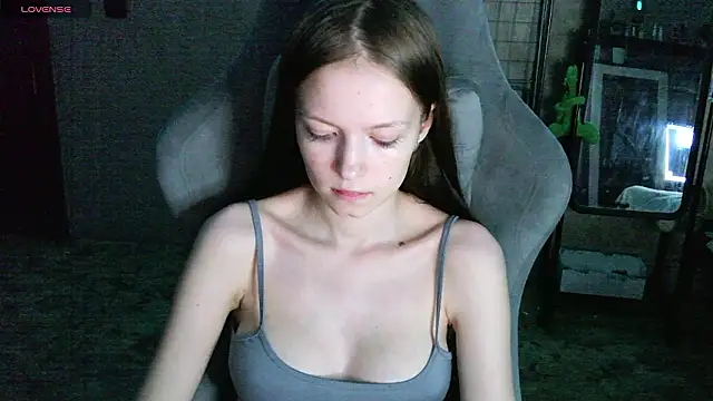 Yzi online show from February 14, 11:21 am