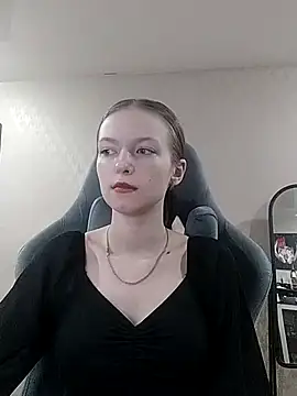 Yzi online show from December 23, 9:52 am