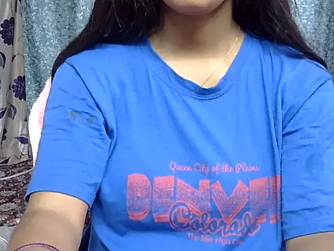 cute Dirty Diva online show from June 1, 3:18 am