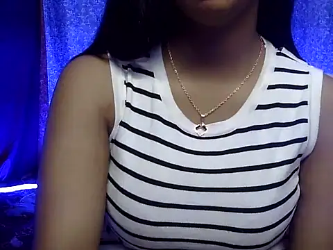 cute Dirty Diva online show from March 28, 2:18 pm