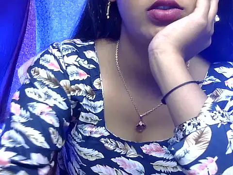 cute Dirty Diva online show from April 2, 2:57 pm