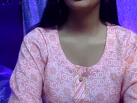 cute Dirty Diva online show from April 8, 3:30 am