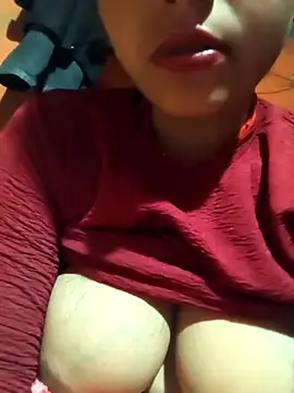 Madhu cute online show from February 13, 10:21 pm