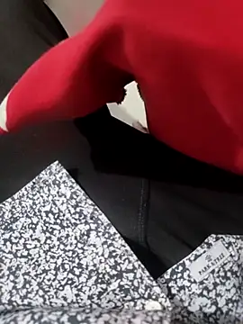 hydhunk26 online show from April 9, 8:04 pm