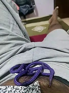 hydhunk26 online show from February 4, 5:52 pm