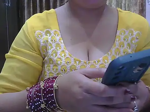 navdeepkour online show from March 19, 5:29 am