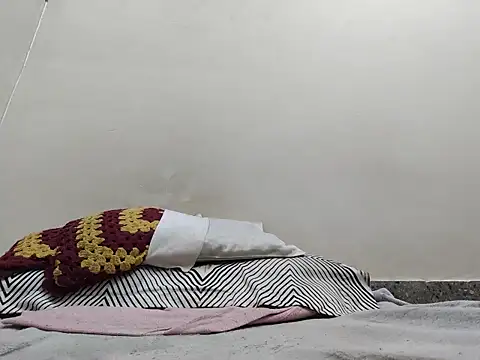 thelonewolf36 online show from April 7, 6:32 pm