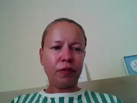 Snapshot of jennyblondeuk chatting on May 20, 4:37 pm jennyblondeuk online show from May 20, 4:37 pm