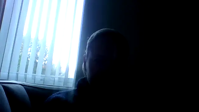 jennyblondeuk online show from March 18, 5:14 pm