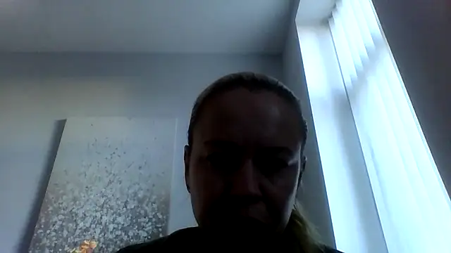 jennyblondeuk online show from March 19, 3:45 pm