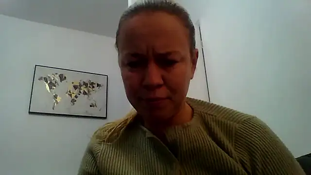 jennyblondeuk online show from January 8, 4:57 pm