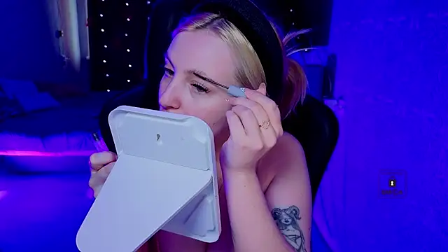 Eva Vibe  online show from March 27, 5:27 am