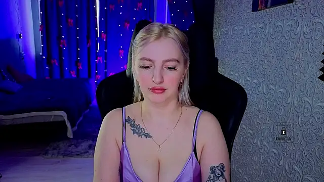 Eva Vibe  online show from March 9, 7:01 am