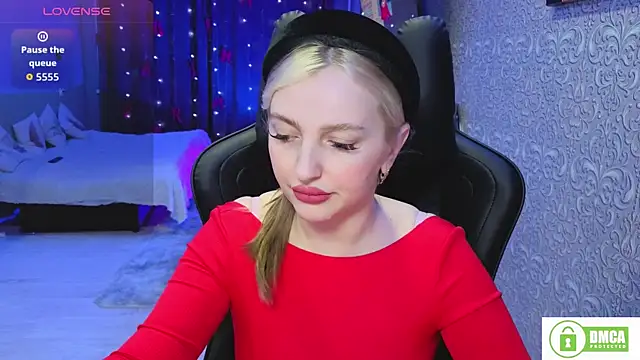 Snapshot of Eva_Vibe_ chatting on January 13, 6:56 pm Eva Vibe online show from January 13, 6:56 pm