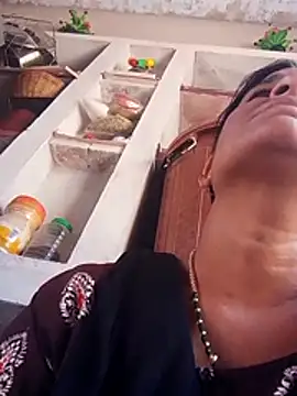 CUTE Ishpa online show from April 14, 6:51 am