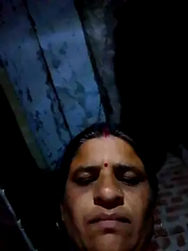 CUTE Ishpa online show from January 10, 2:23 pm