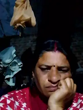 CUTE Ishpa online show from February 12, 6:40 pm