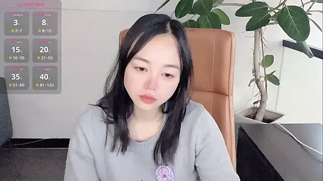 Yuer-77 online show from February 7, 12:02 pm