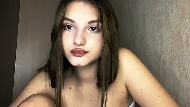 EmllyLighty online show from February 23, 8:37 am