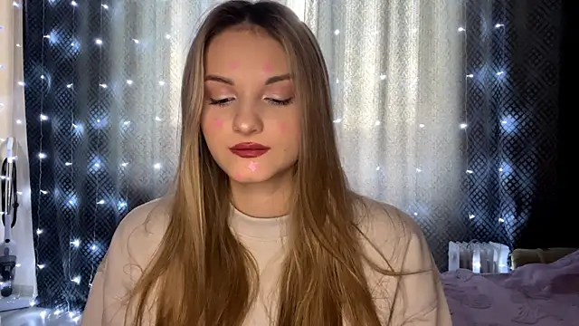 EmllyLighty online show from January 8, 8:20 am