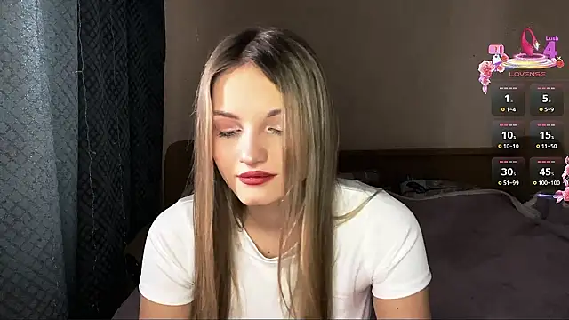 EmllyLighty online show from February 13, 8:14 am