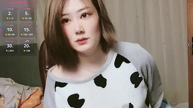 Snapshot of lucynan chatting on February 7, 8:11 am lucynan online show from February 7, 8:11 am