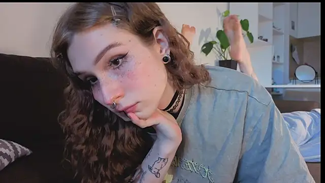 poli blink online show from March 1, 9:20 am