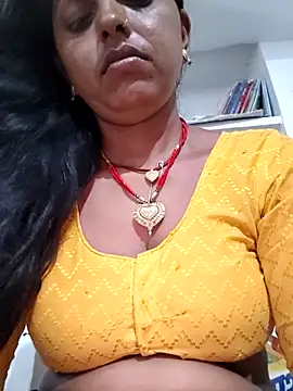 Snapshot of Mahima_rani34 chatting on June 7, 10:04 pm Mahima rani34 online show from June 7, 10:04 pm