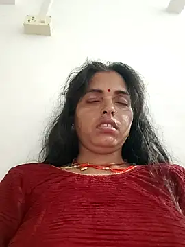 Mahima rani34 online show from July 28, 11:15 pm