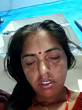 Snapshot of Mahima_rani34 chatting on May 18, 10:25 pm Mahima rani34 online show from May 18, 10:25 pm