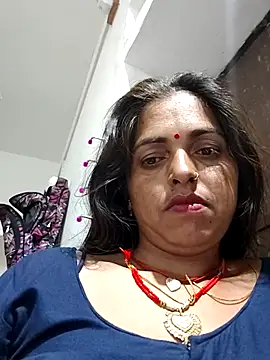 Snapshot of Mahima_rani34 chatting on June 18, 11:10 pm Mahima rani34 online show from June 18, 11:10 pm