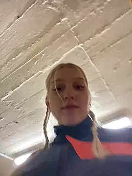 EmmiPemmi online show from February 17, 11:29 am