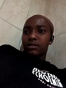 ShyNaughtyBabe online show from March 26, 10:35 am