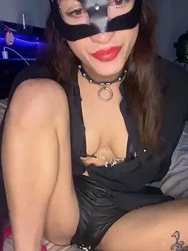 Missj  online show from December 20, 8:01 pm