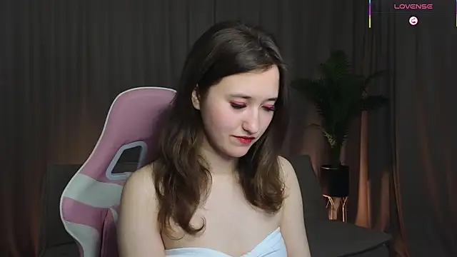 JesseCaits online show from April 17, 8:11 pm