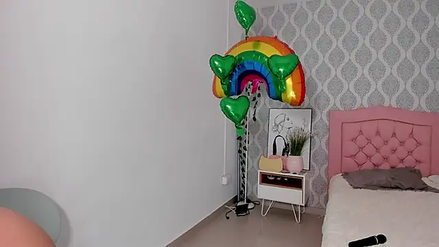 Zenith glow online show from March 19, 2:17 pm