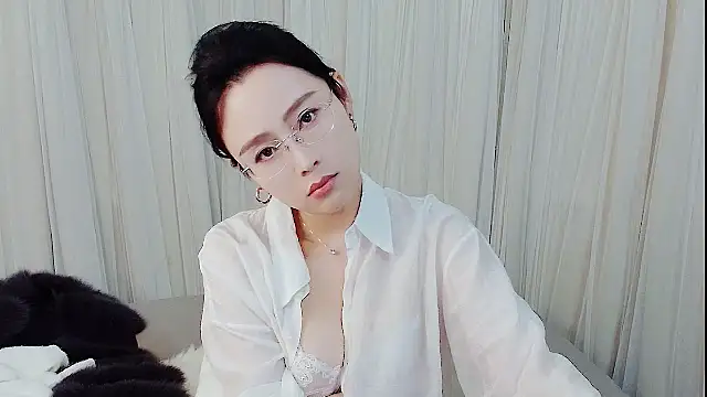 HCOCO online show from February 28, 1:11 pm