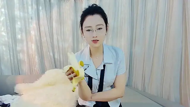 HCOCO online show from April 1, 1:41 pm