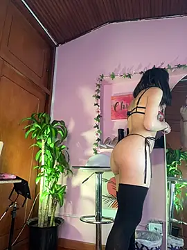  zoe bakerr online show from March 16, 3:04 pm