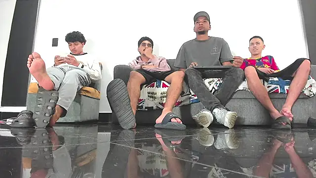 colombian alphas online show from December 21, 4:25 am