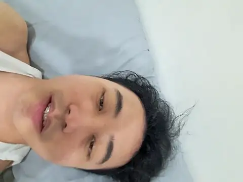 Snapshot of AJIJI1010 chatting on March 25, 7:24 pm AJIJI1010 online show from March 25, 7:24 pm