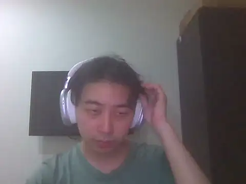 Snapshot of AJIJI1010 chatting on March 26, 6:39 pm AJIJI1010 online show from March 26, 6:39 pm