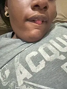 Snapshot of amorasecy chatting on January 13, 1:31 am amorasecy online show from January 13, 1:31 am