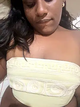 Snapshot of amorasecy chatting on January 18, 1:31 am amorasecy online show from January 18, 1:31 am