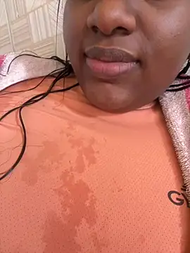 amorasecy online show from April 9, 1:39 pm